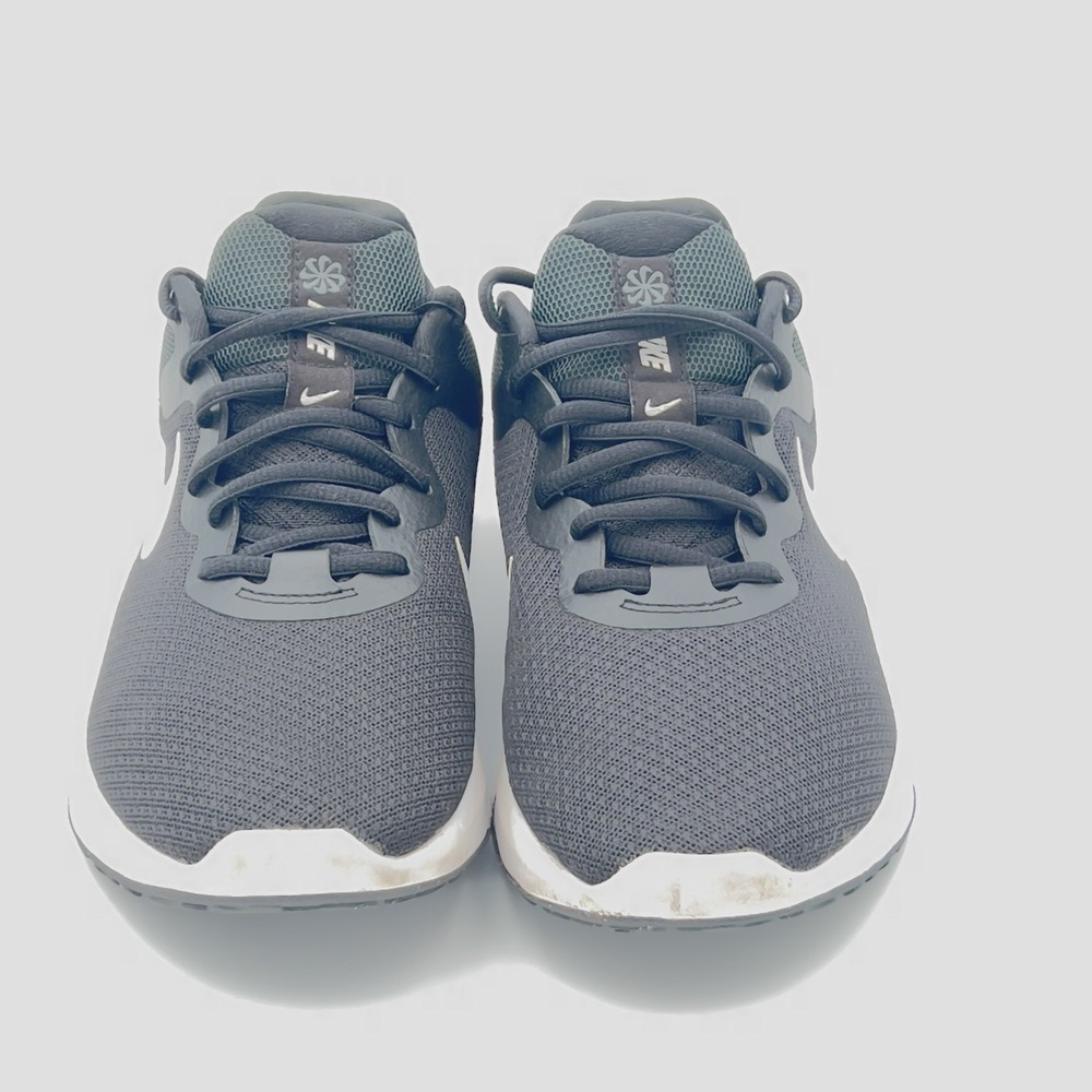 Nike Revolution 6‎ sneakers in Iron Gray Size 8